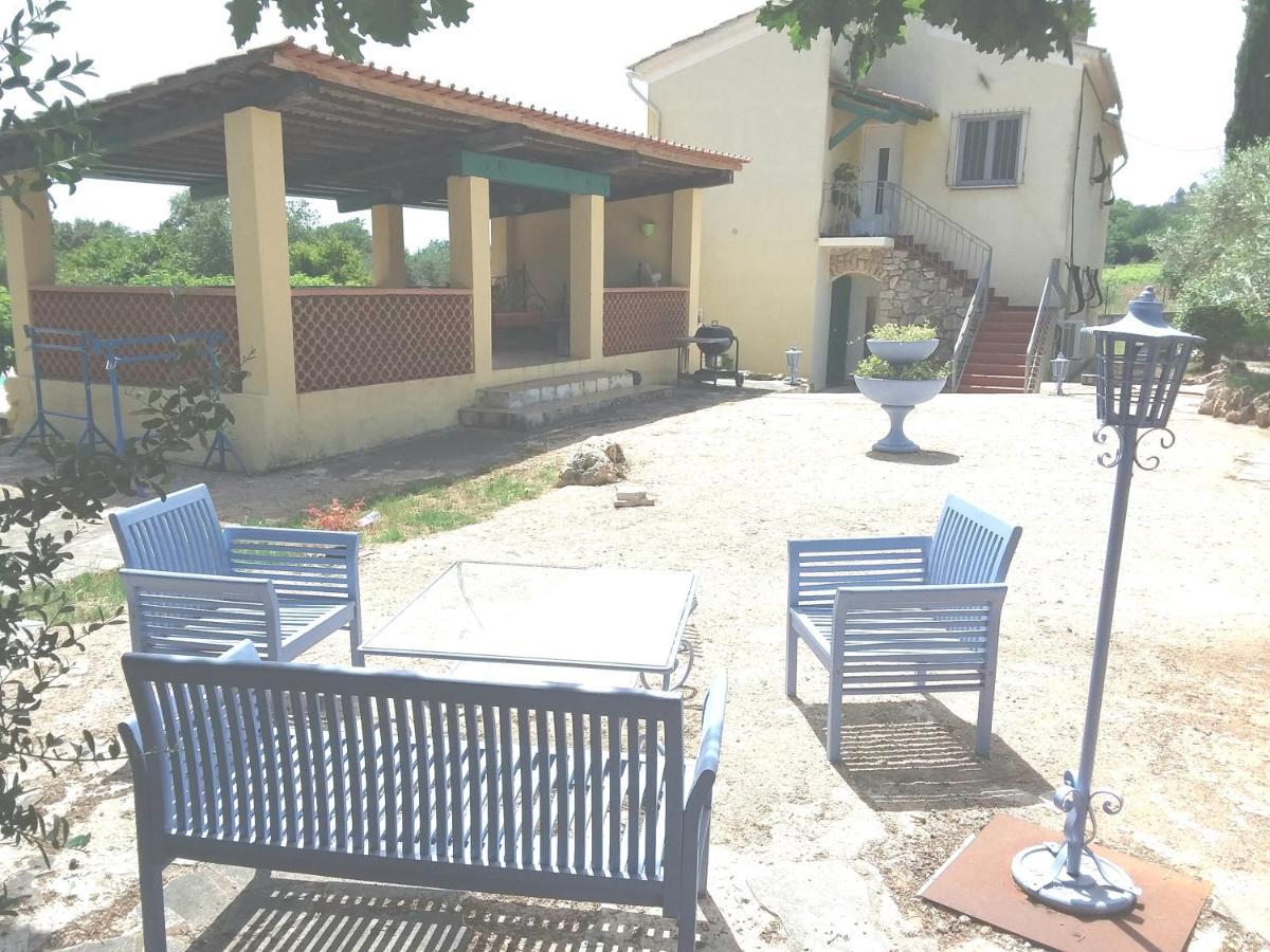 Entre Mer Et Montagne Les Arcs-sur-Argens Exterior photo